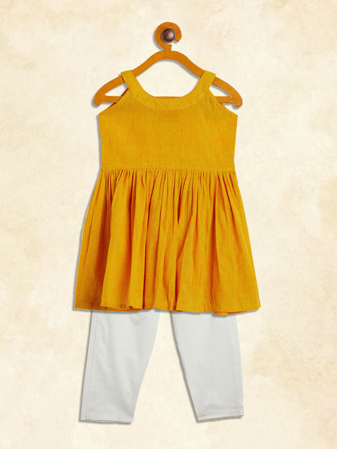 Girl's Mustard Striped Handloom Kurta With Cream Pyjama Set
